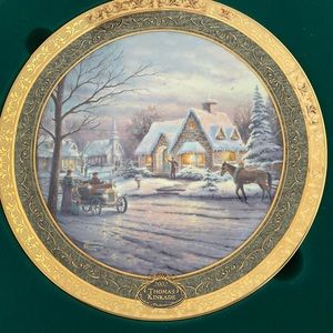 Thomas Kinkade Memories of Christmas Plate - 2002